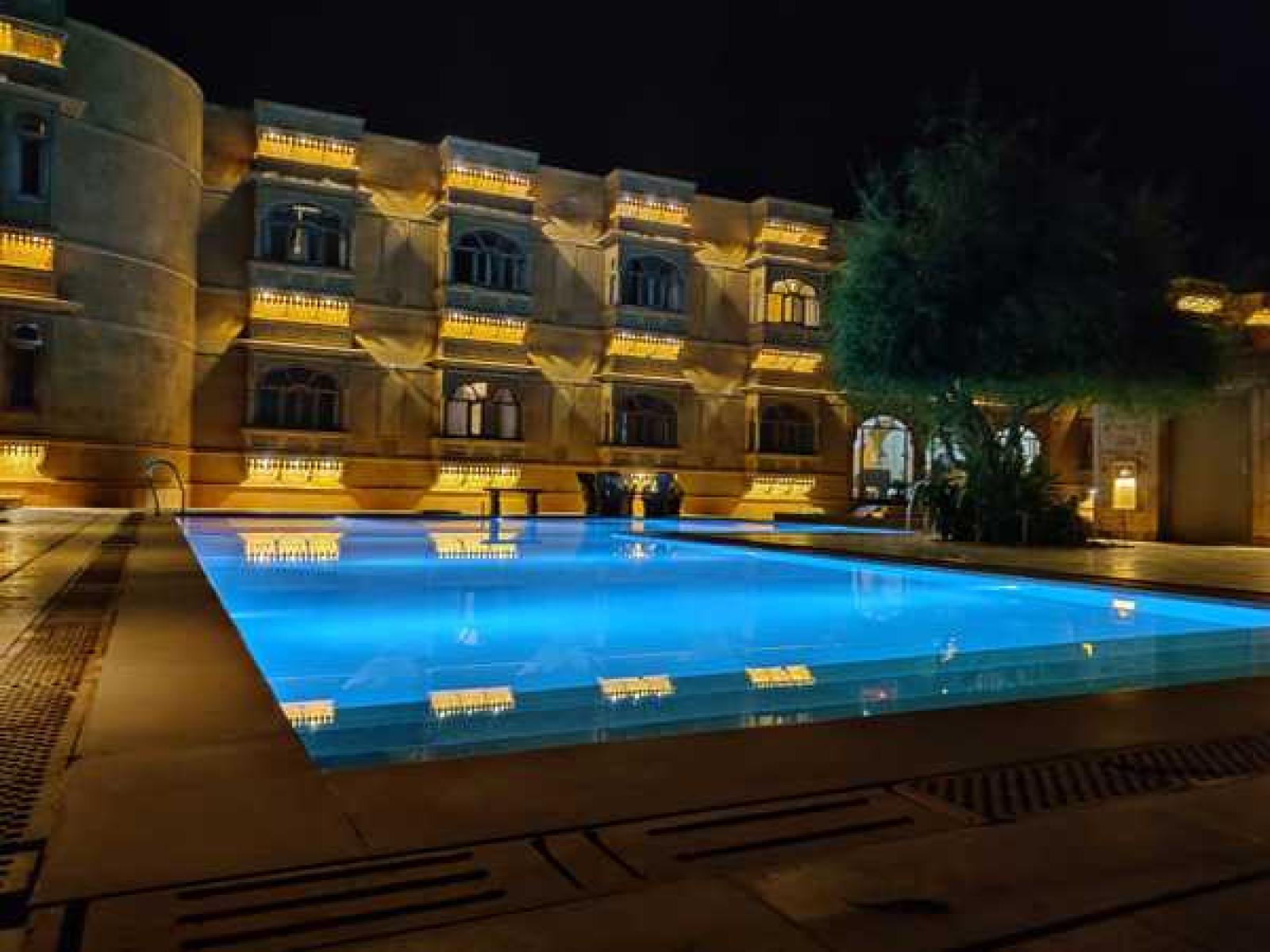 big_1675147172_5561_large_13_9428_e34VQTw0Cc_HotelGoldenHaveli
