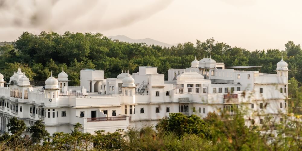 Daulatgarh Resort and Spa Udaipur (1)